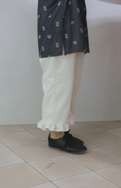 Frill sabrina pants - milk corduroy image 1 of 0